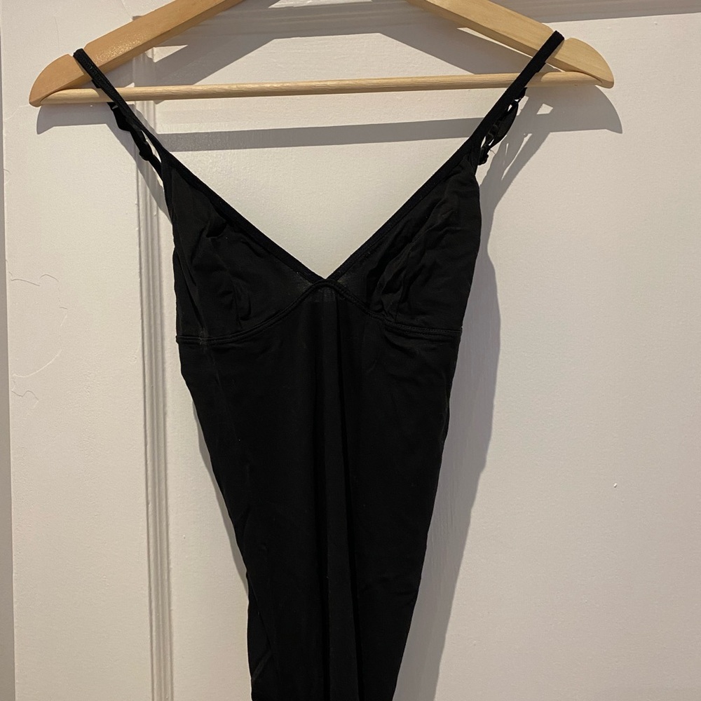 Brandy Melville Black spaghetti strap bodysuit